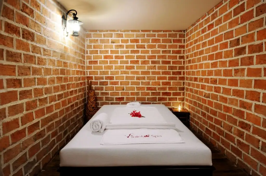 Хошимин: A&EM Art Hotel