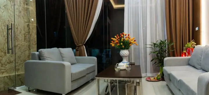 Нгок Куанг: Hotel Liberty HV