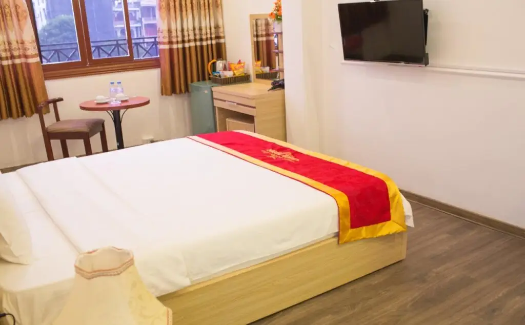 Хайфон: Canh Hung Hotel