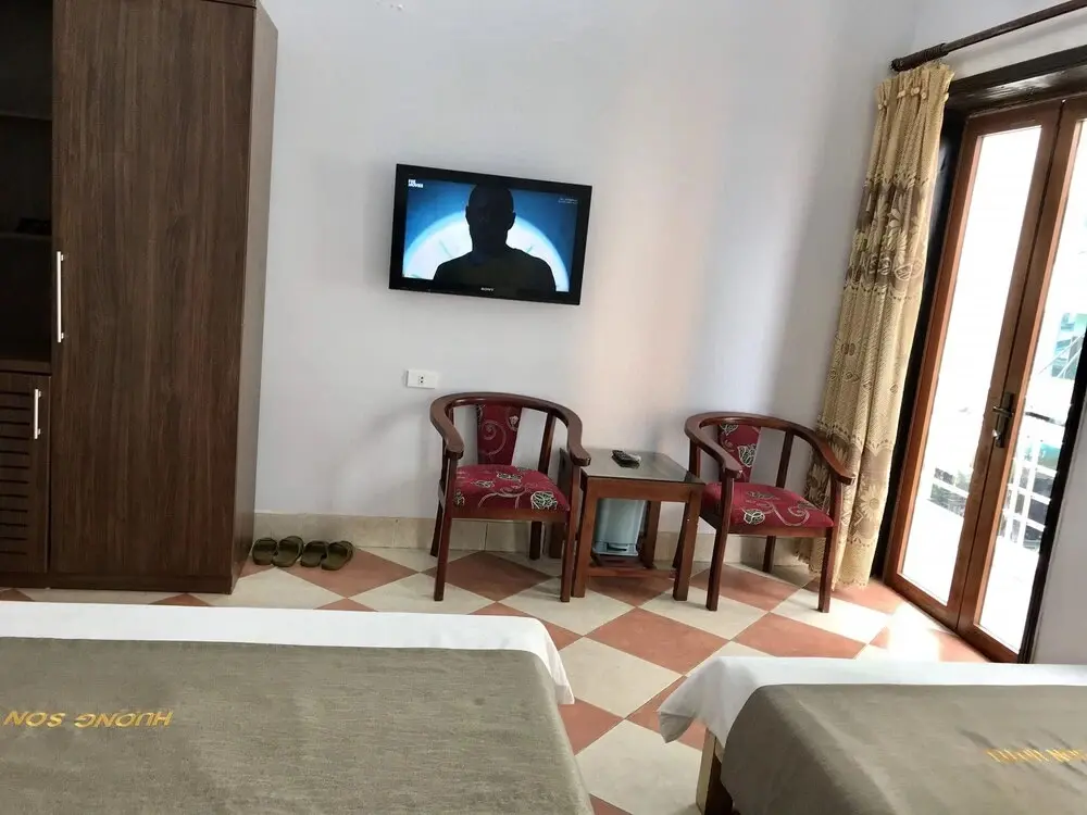 Там-Дао: Huong Rung Hotel