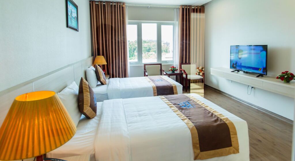 Халонг: Ha Long Harbour Hotel