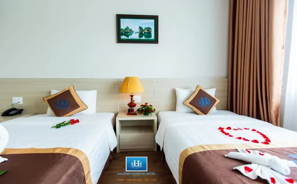 Халонг: Ha Long Harbour Hotel