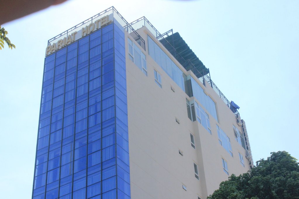 Pariat River Front Hotel — фото 1
