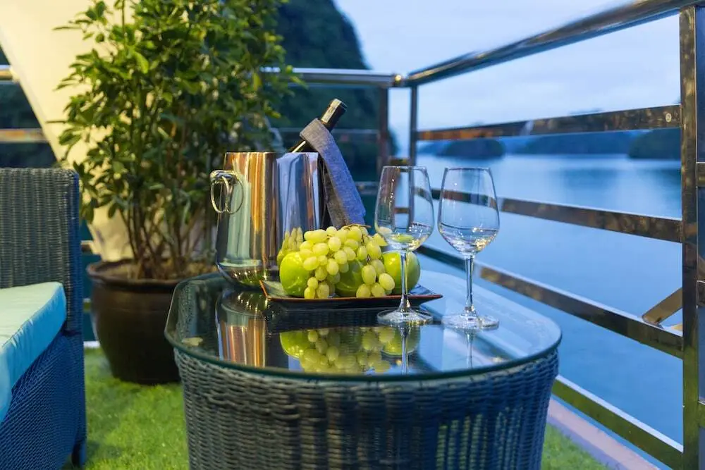 Халонг: Maya Halong Cruises