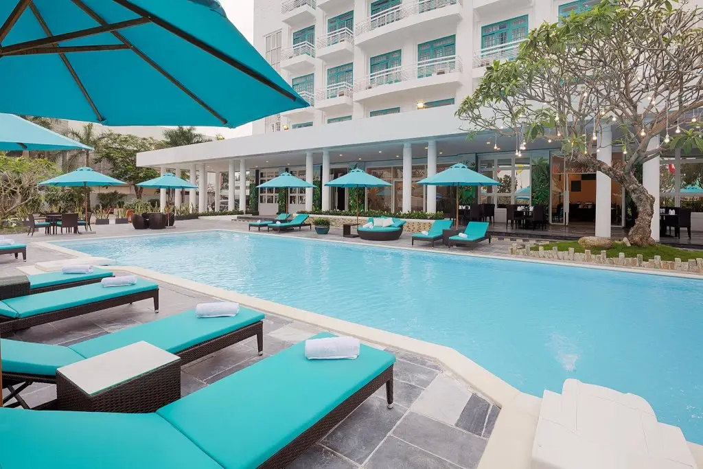 Дананг: Flora Beach Hotel & Spa