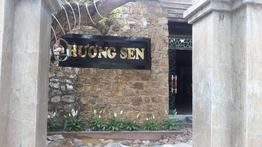 Ниньбинь: Huong sen homestay