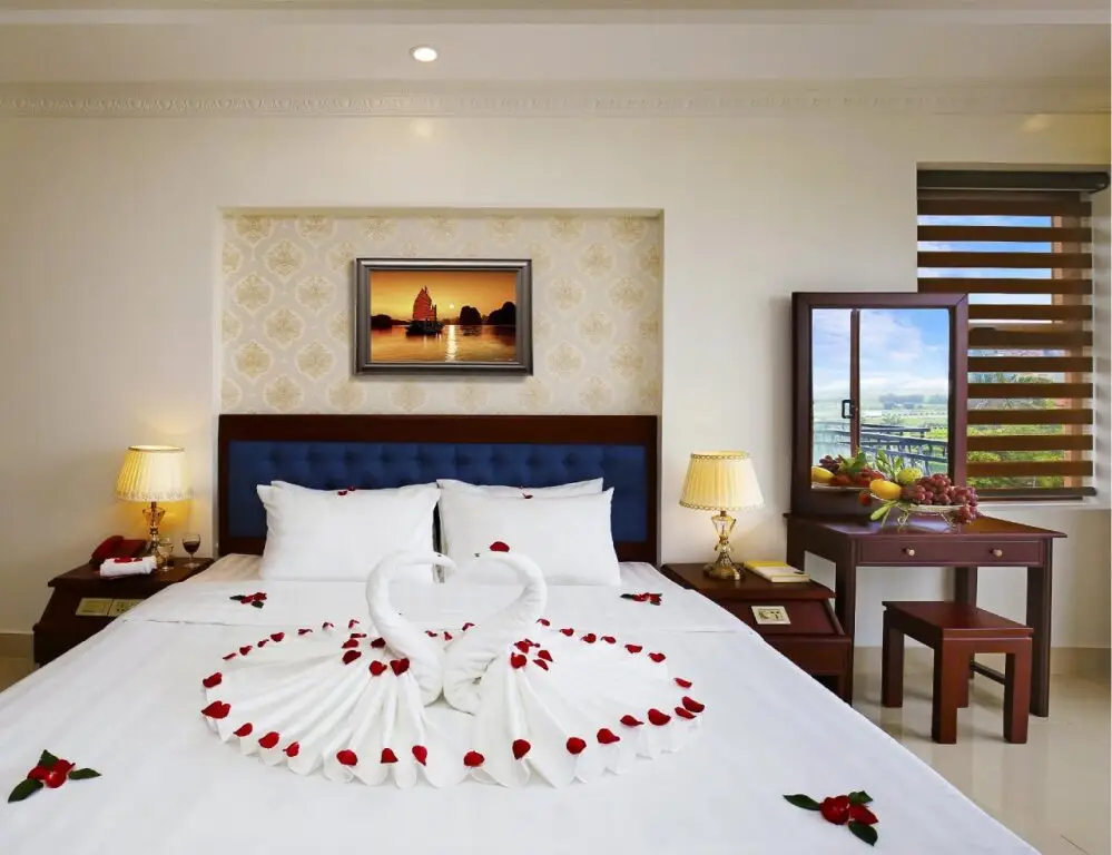 Бакнинь: Bac Ninh Uri Hotel