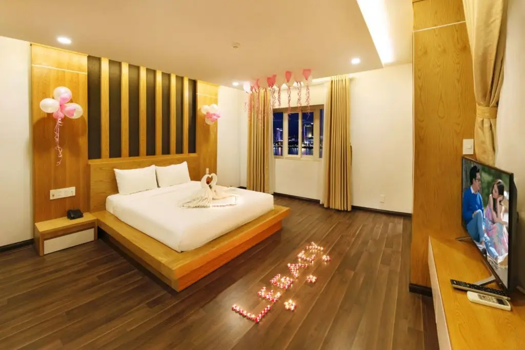 Дананг: Legacy Riverside Danang Hotel