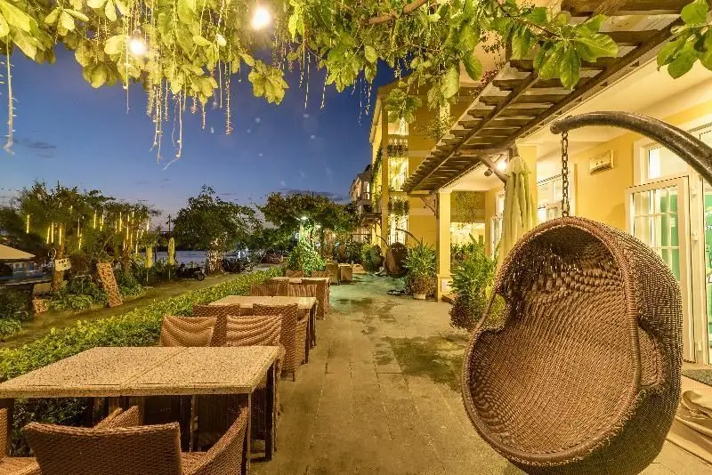 Хойан: Waterfront Hoi An Resort
