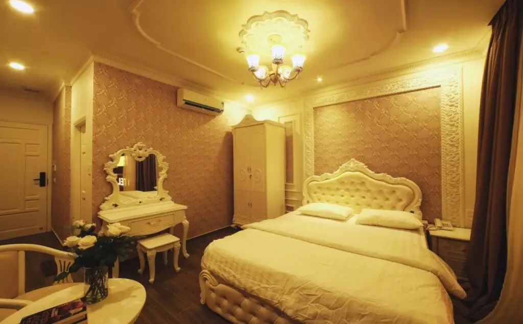 Хошимин: Royal Hotel