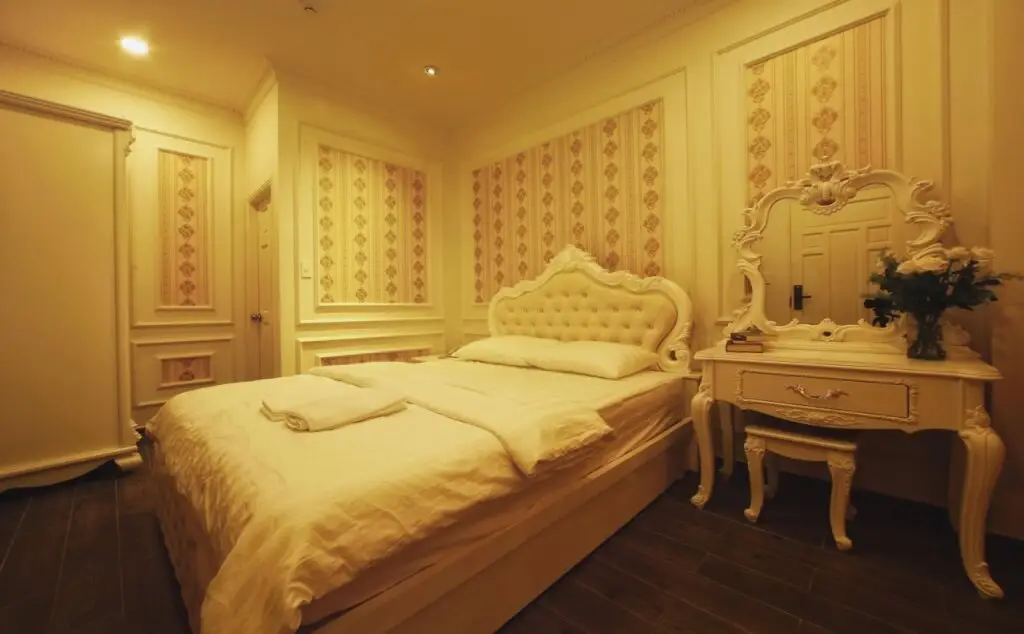 Хошимин: Royal Hotel
