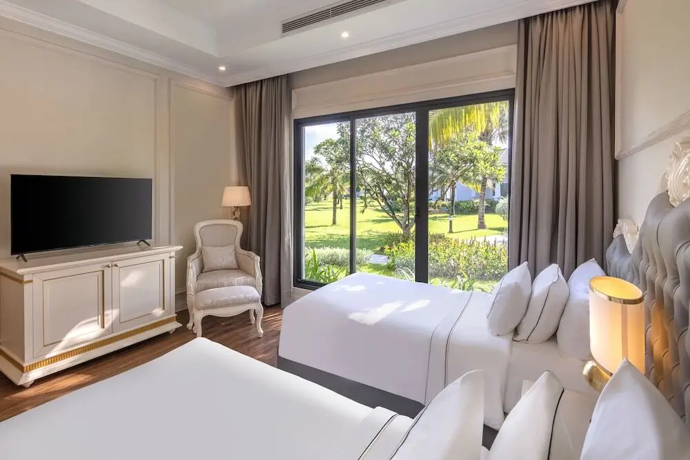 Хатинь: Vinpearl Discovery Ha Tinh