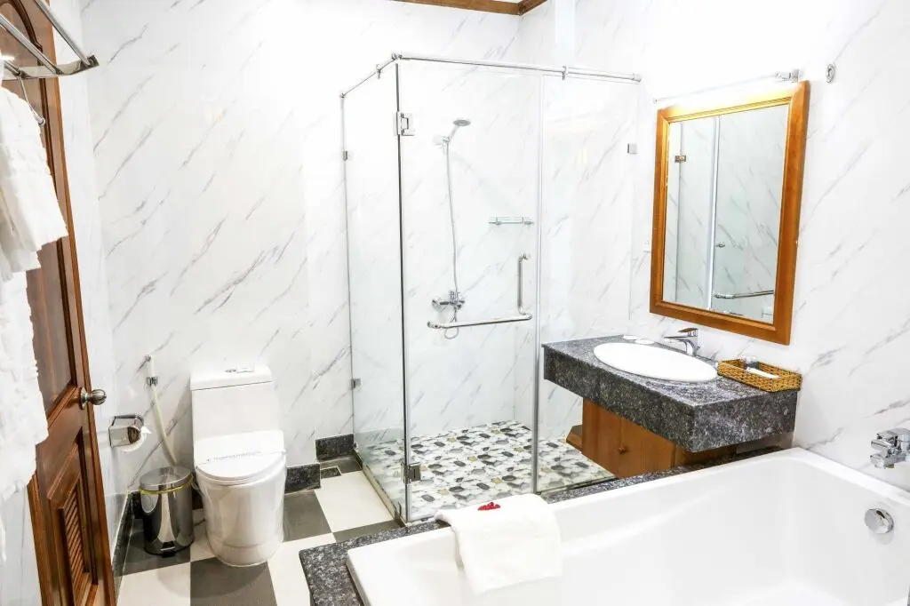 Куинён: Huong Viet Hotel Quy Nhon - Beachfront