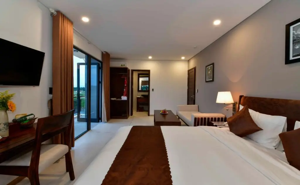 Хойан: Sun Paradise Villa