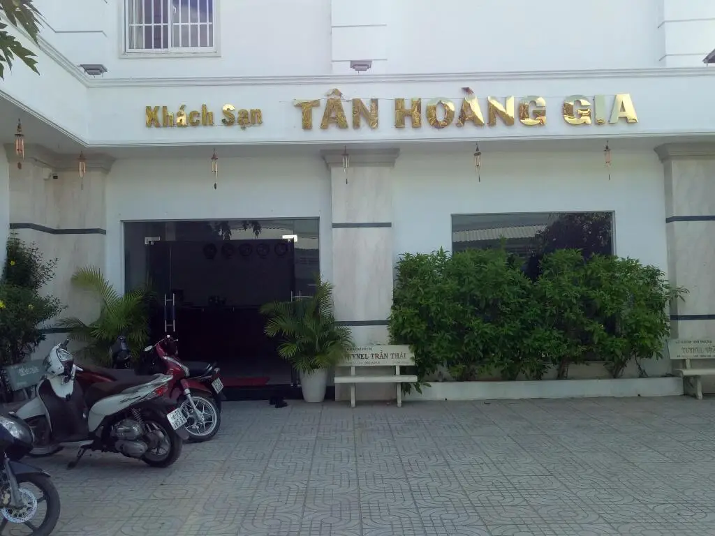 Tan Hoang Gia Hotel — фото 1