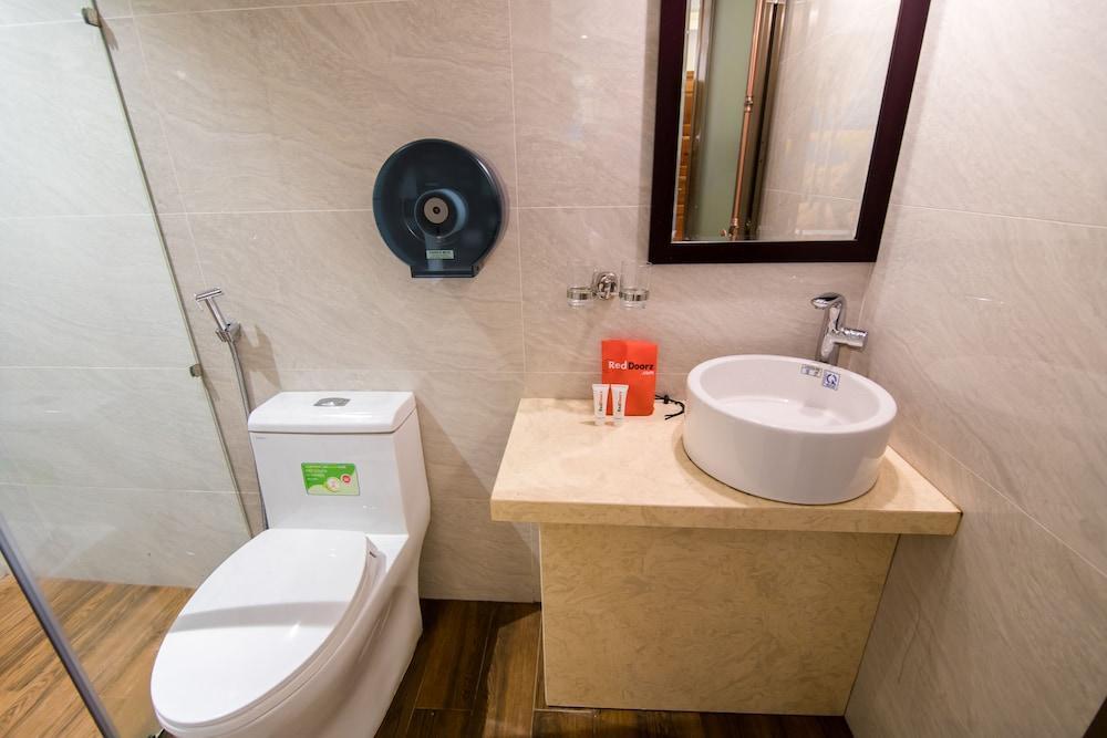 Хошимин: RedDoorz Plus near Ba Chieu Local Market