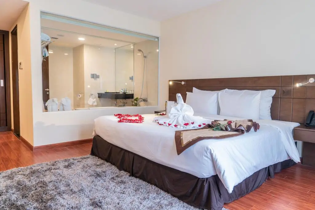 Там-Дао: Sai Gon Phu Tho Hotel