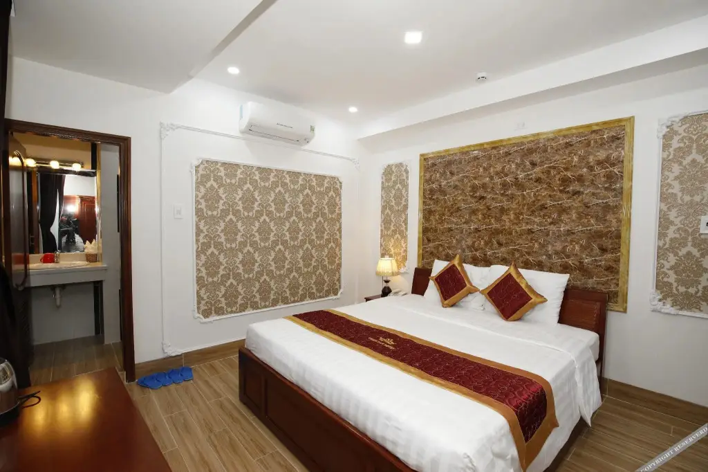 Куинён: Orange Quy Nhon