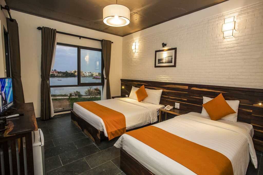 Хойан: Hoi An Silk River Villa