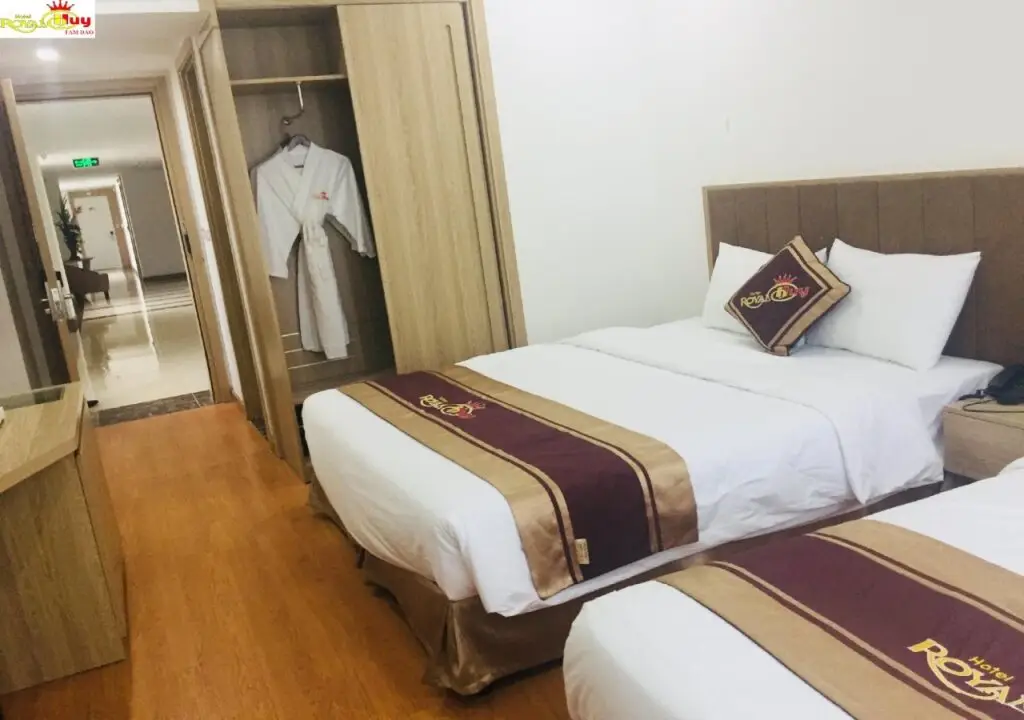 Там-Дао: Royal Huy Tam Dao