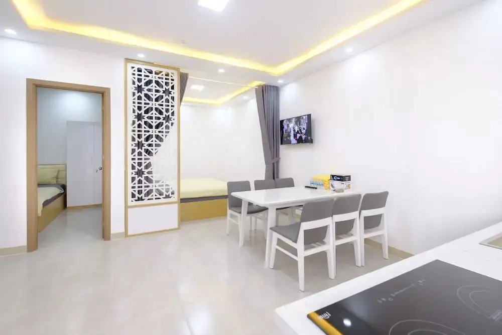 Нячанг: Sunrise Hon Chong Ocean View Apartment