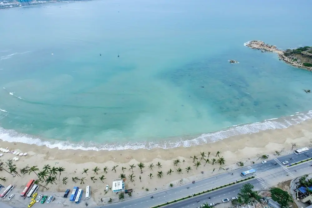 Нячанг: Sunrise Hon Chong Ocean View Apartment