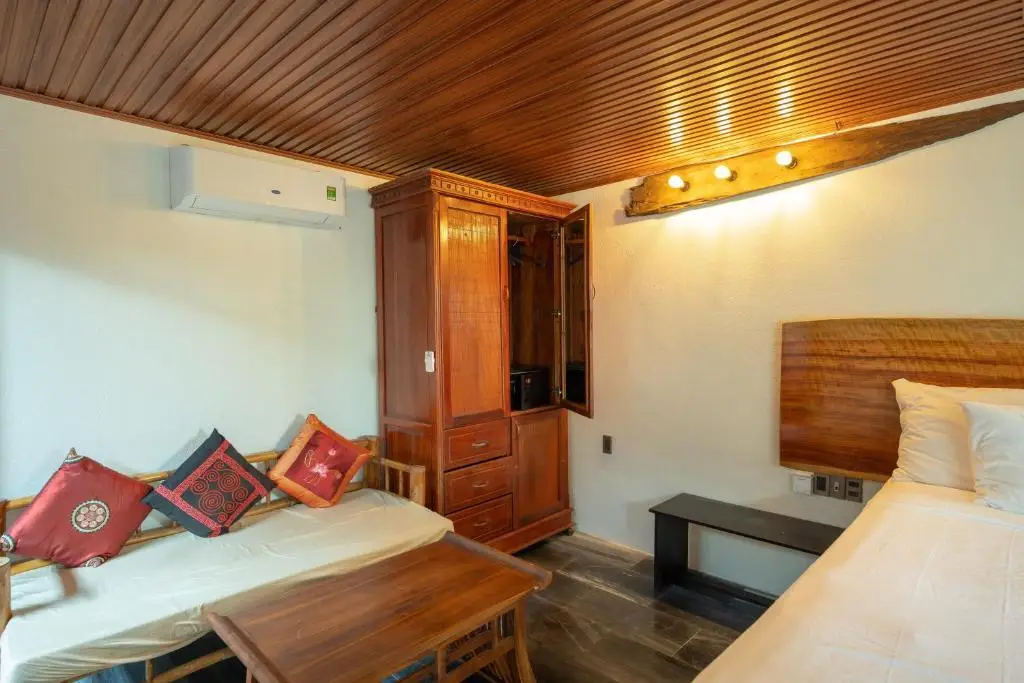Хойан: Hidden Beach Pool Villas