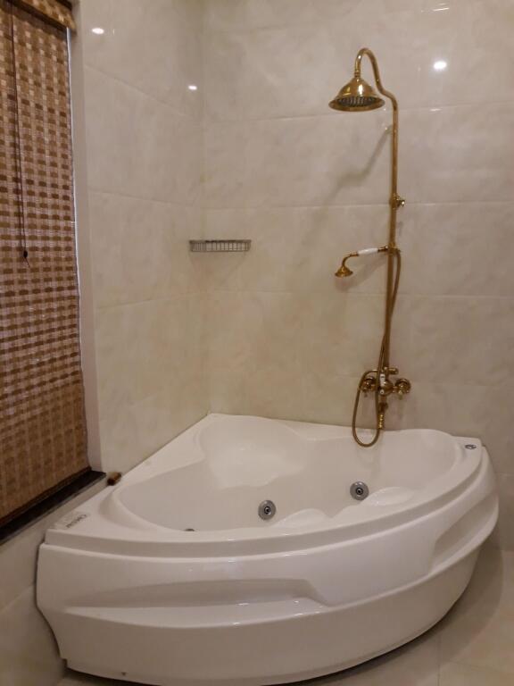 Хошимин: Kadupul Hotel