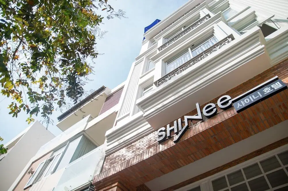 Хошимин: Shinee Hotel