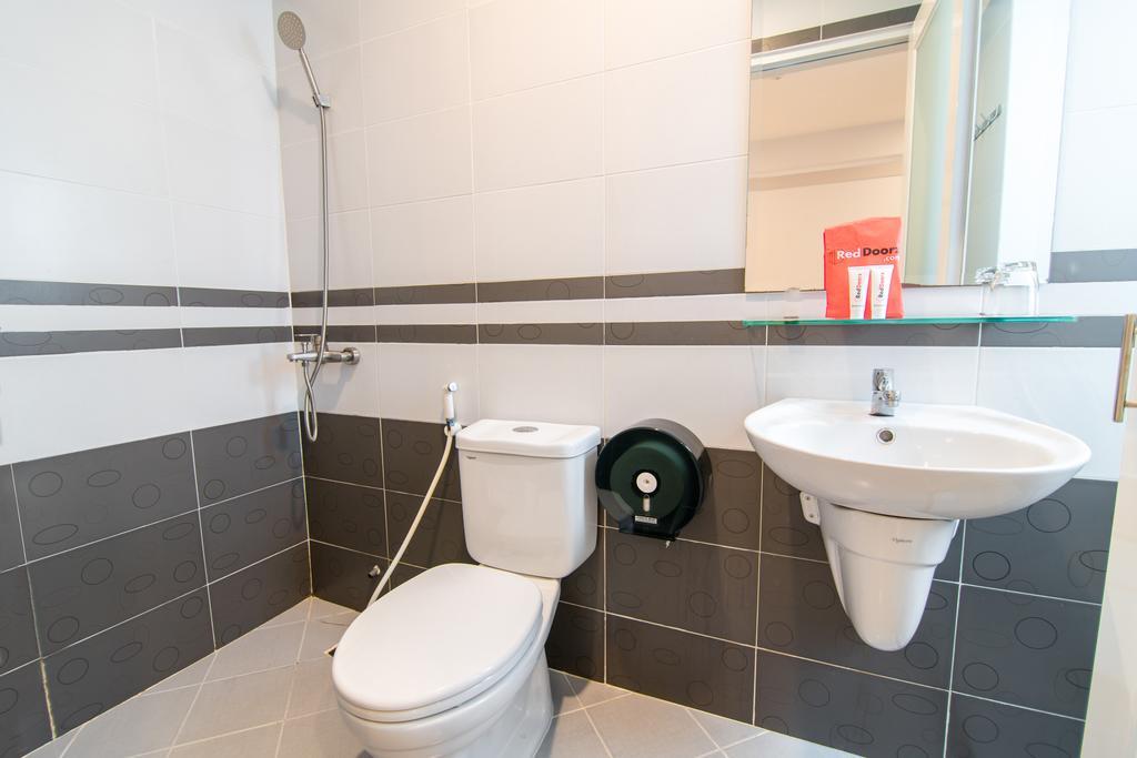 Хошимин: RedDoorz Plus near Lotte Mart D7