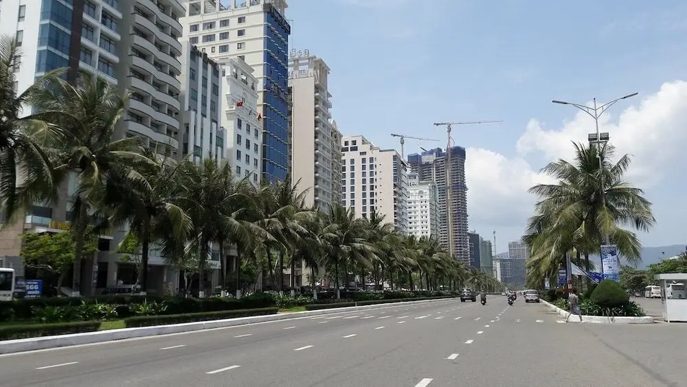 Дананг: Bella Apartment My Khe Beach Da Nang