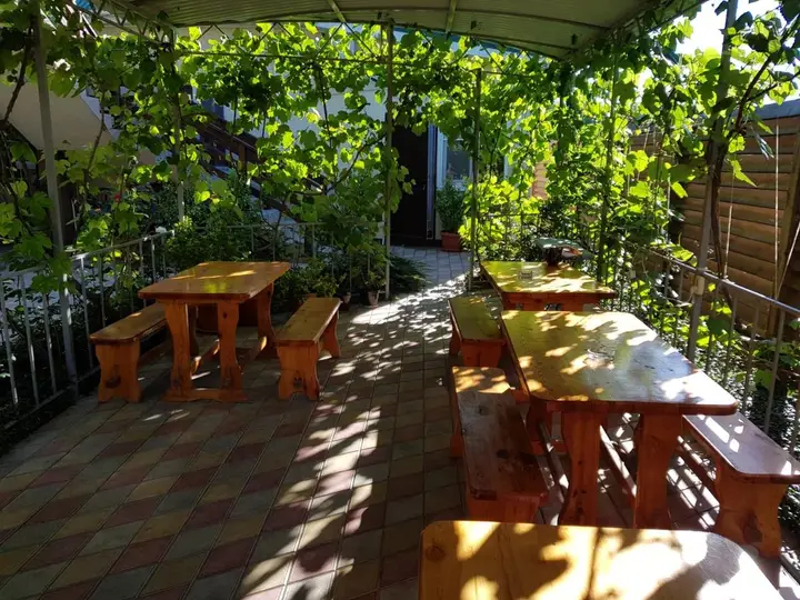 Витязево: Guest House Usadba Vladimira