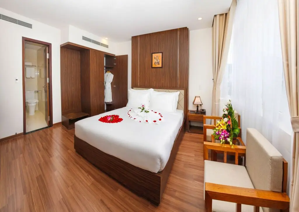 Дананг: De Lamour Hotel