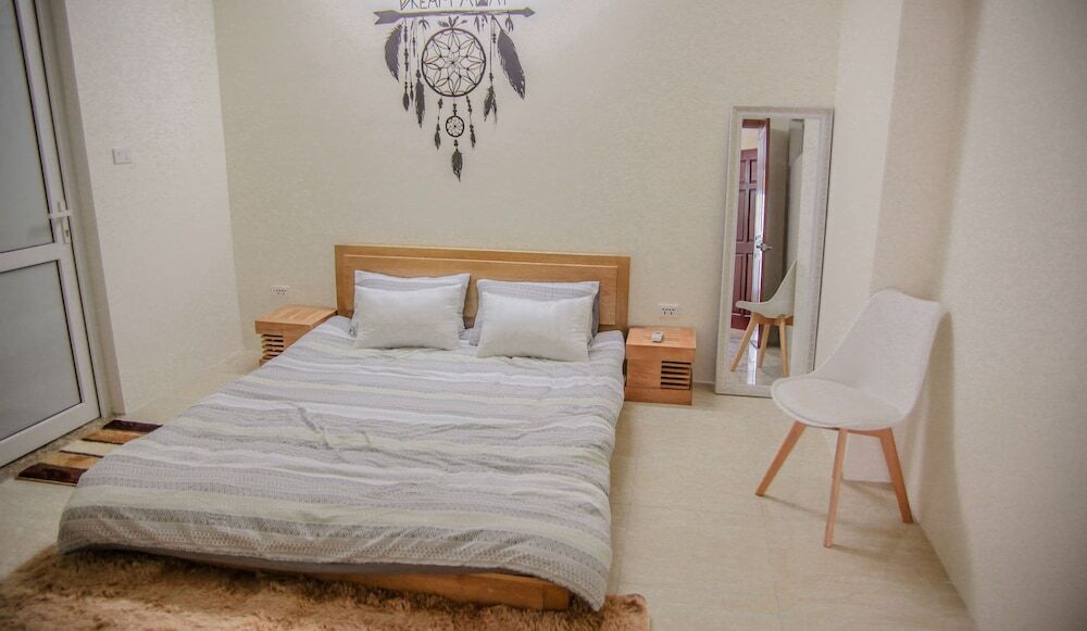 Халонг: La Lumiere Homestay