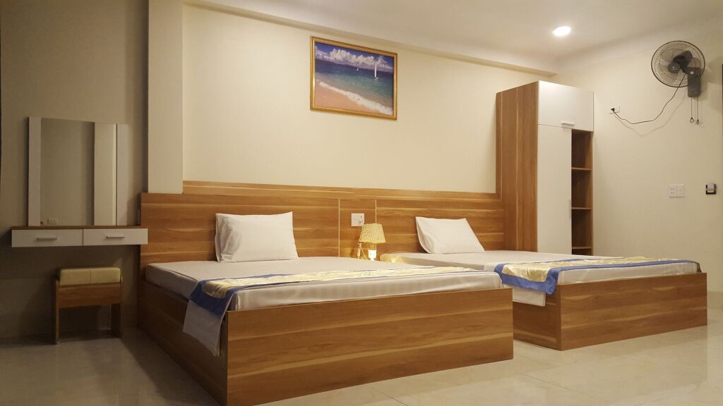 Халонг: Sky Hotel