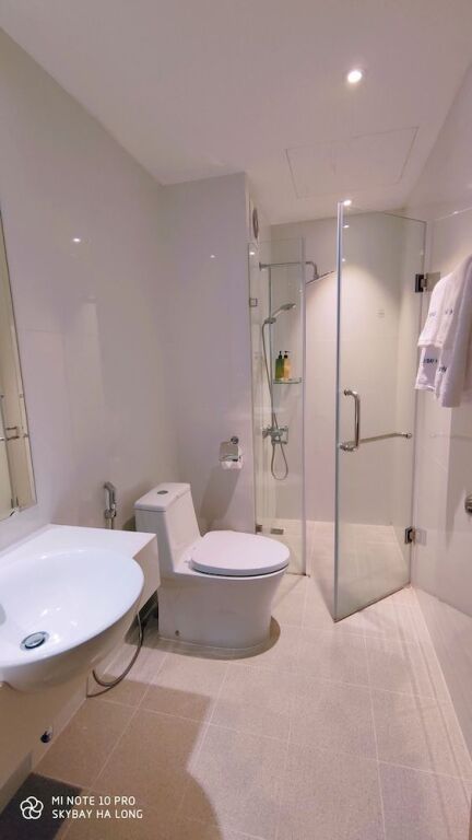 Халонг: SkyBay HomeTel Ha Long