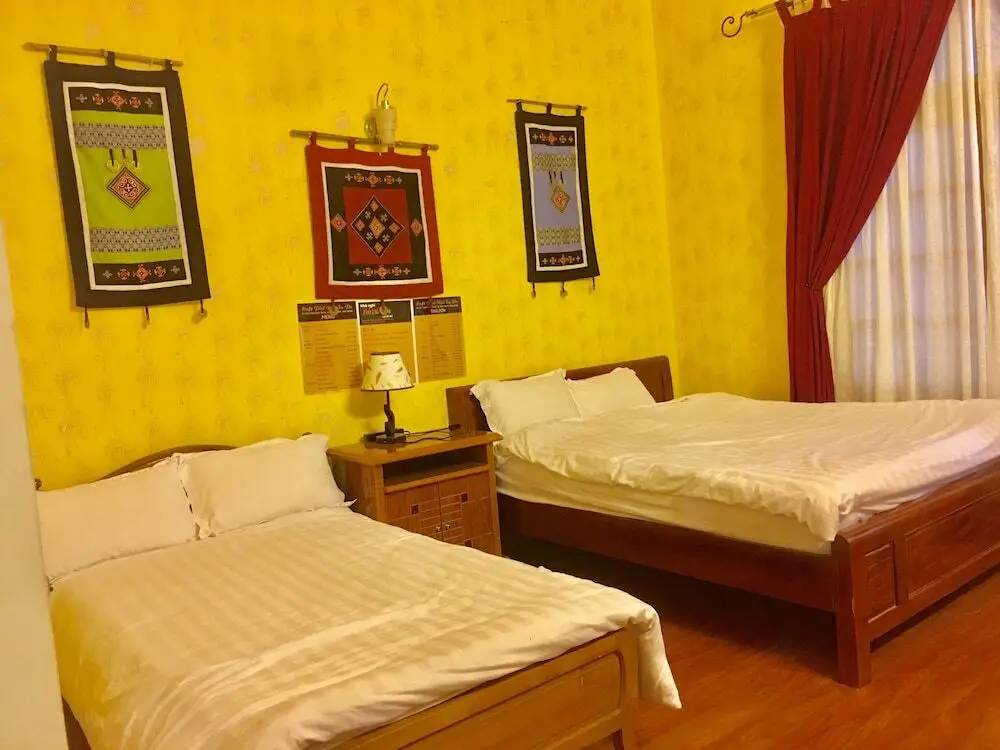Шапа: Nha Nghi Pho Nui SaPa