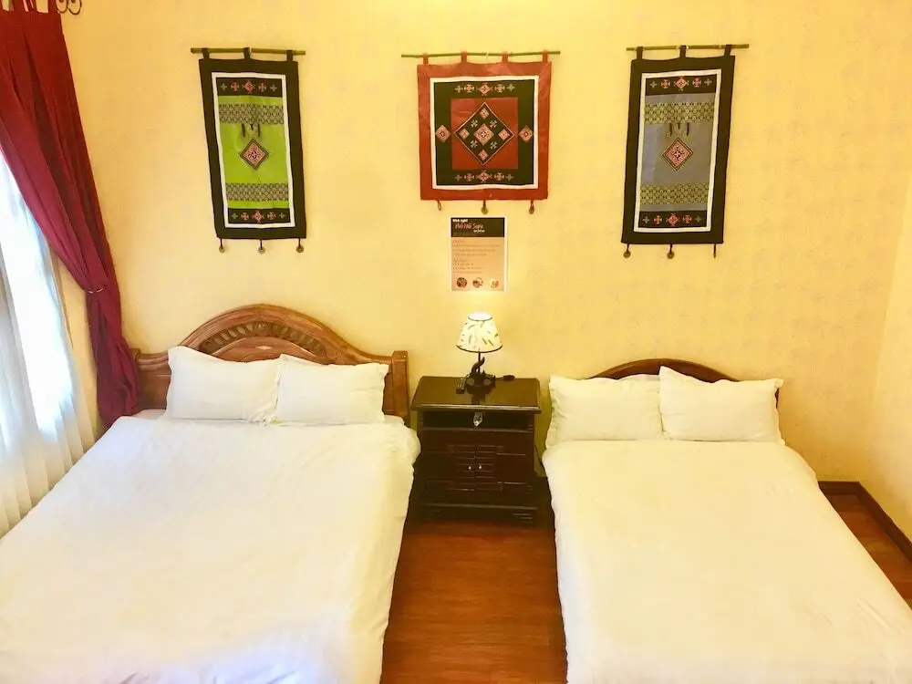Шапа: Nha Nghi Pho Nui SaPa