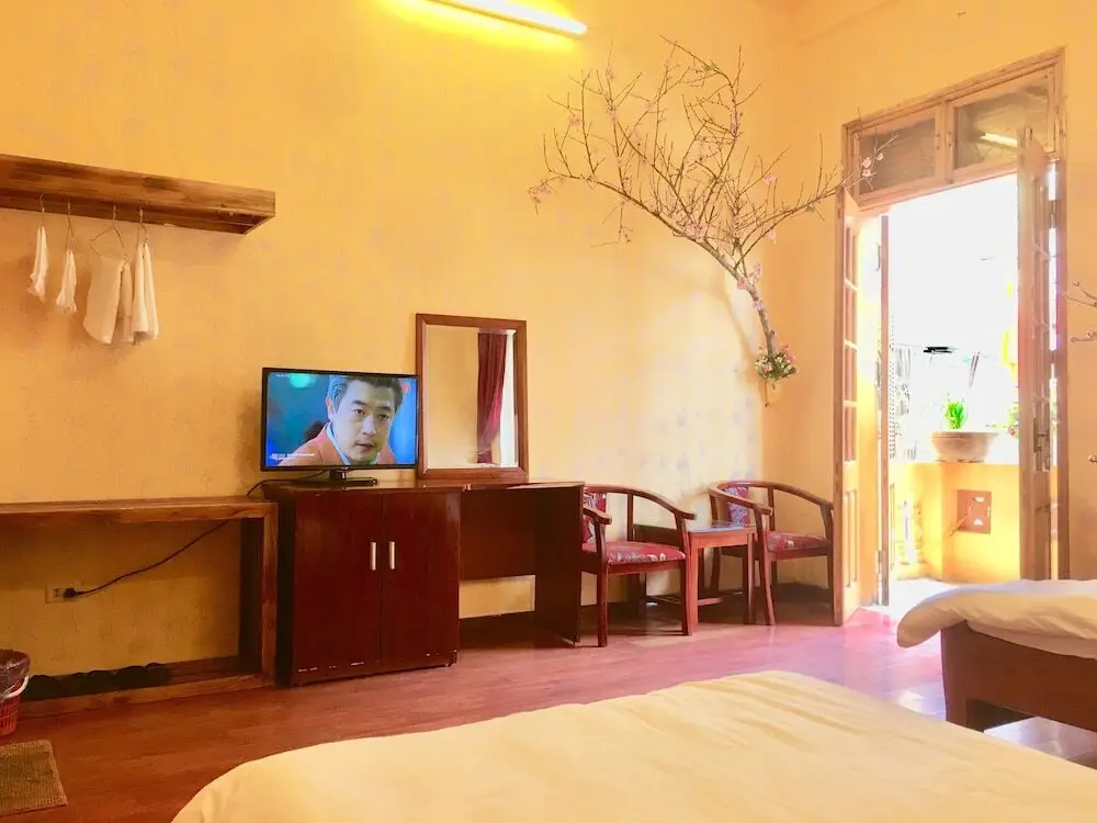 Шапа: Nha Nghi Pho Nui SaPa