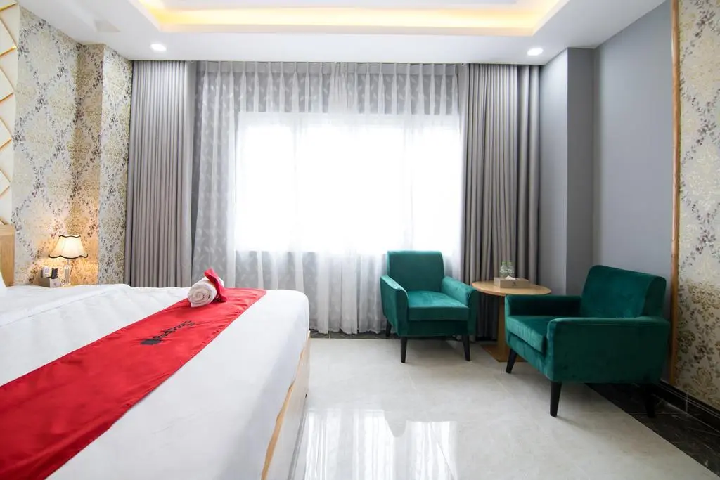 Хошимин: RedDoorz Plus near Tan Son Nhat Airport 2