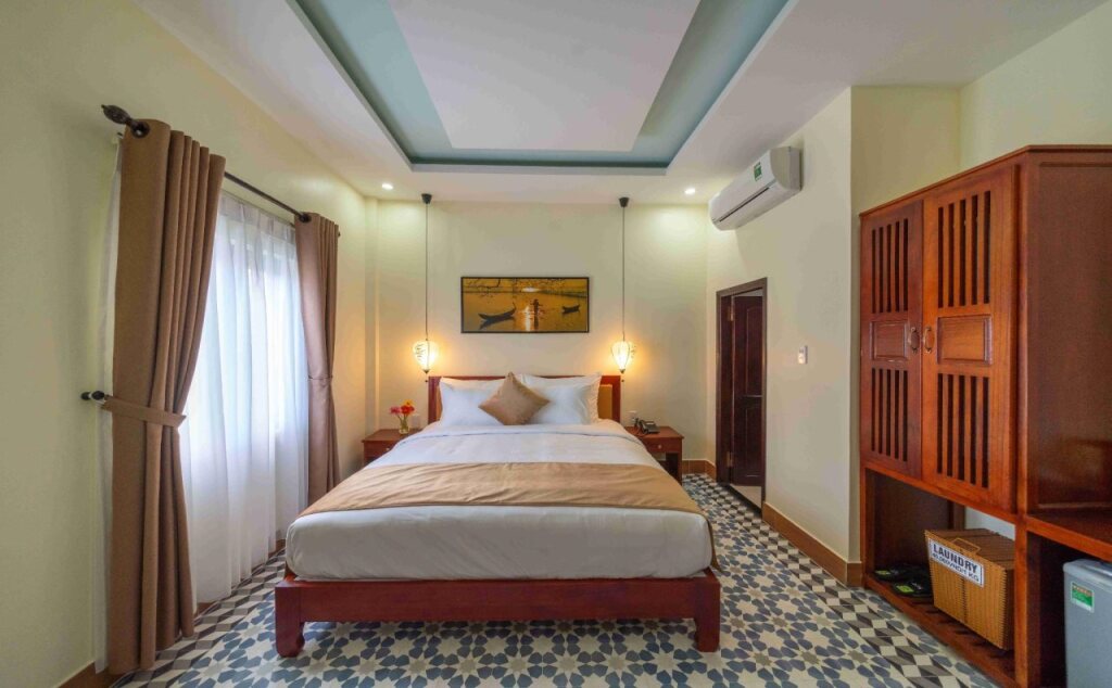 The Lake Hoian Hotel — фото 1