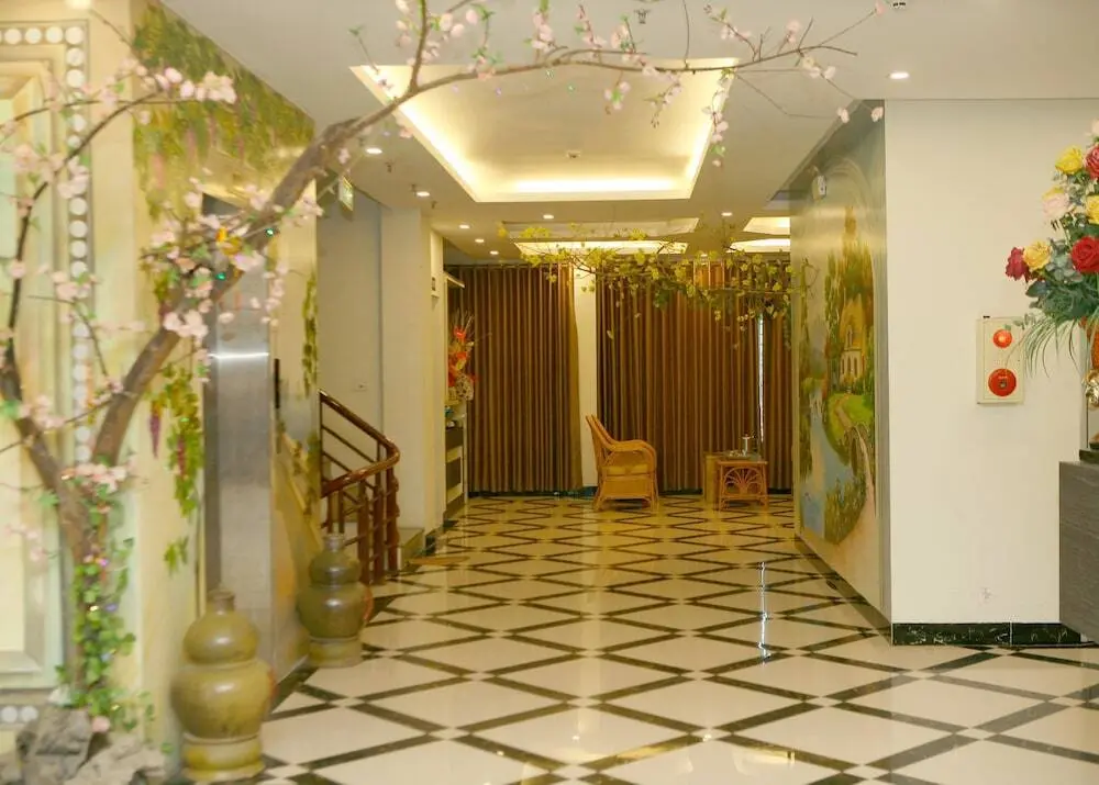 Ханой: ARL Trinh Cong Son Hotel