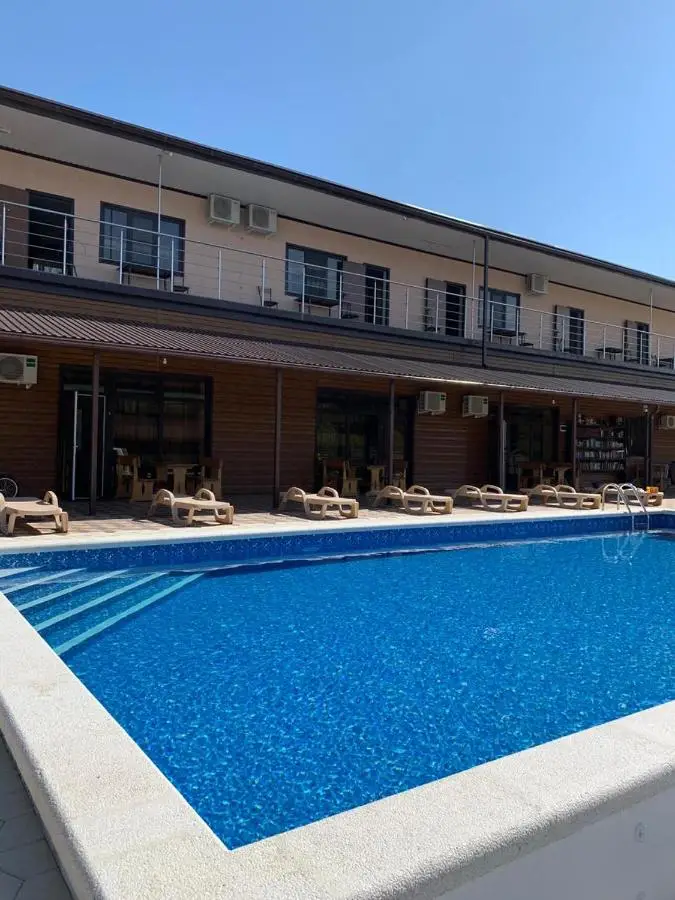 Новомихайловский: Kovcheg Guest House