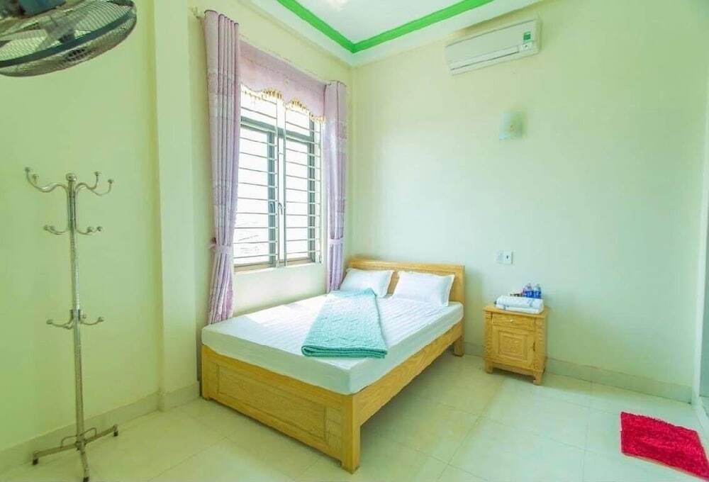Ван Дон: Tham Giap Hotel