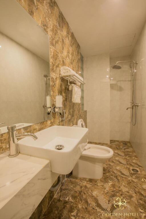 Ханой: Golden hotel