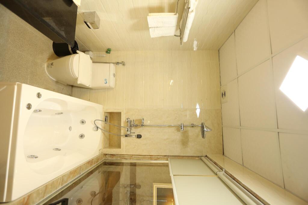 Бакнинь: Nasa International Hotel