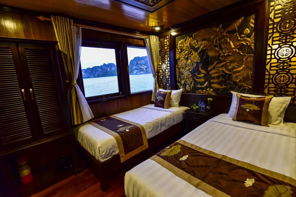 Халонг: Renea Cruises Halong