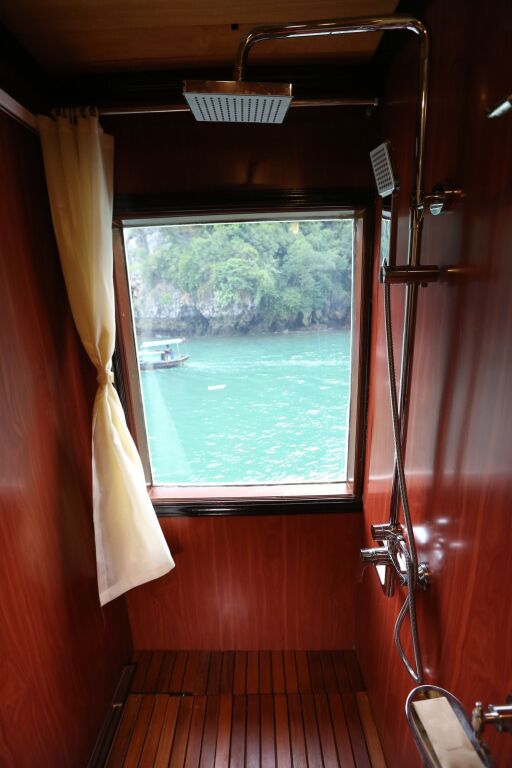 Халонг: Renea Cruises Halong