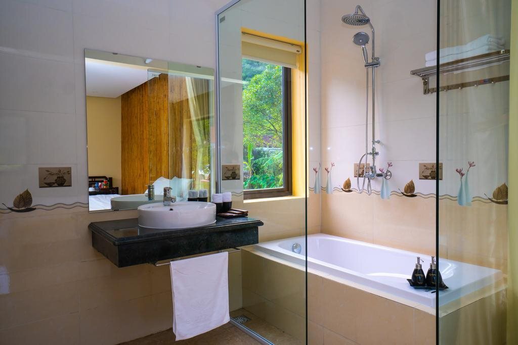 Хоа Лу: Trang An Retreat