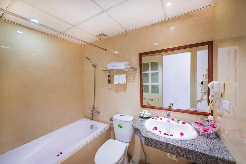Anh Nguyet Hotel — фото 1